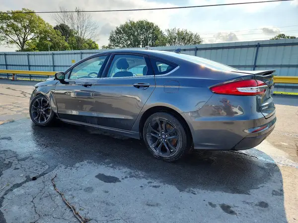 3FA6P0HD7LR229430 2020 FORD FUSION - Image 2