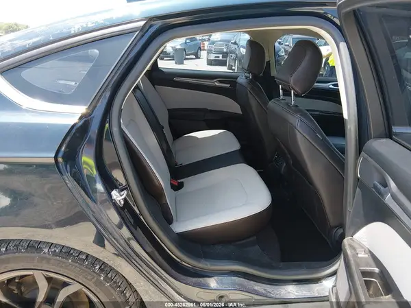 3FA6P0HD7LR230691 2020 FORD FUSION - Image 8
