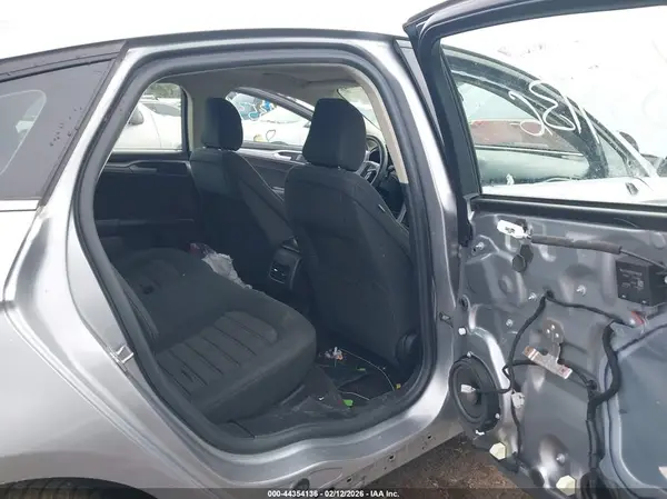 3FA6P0HD7LR234501 2020 FORD FUSION - Image 8