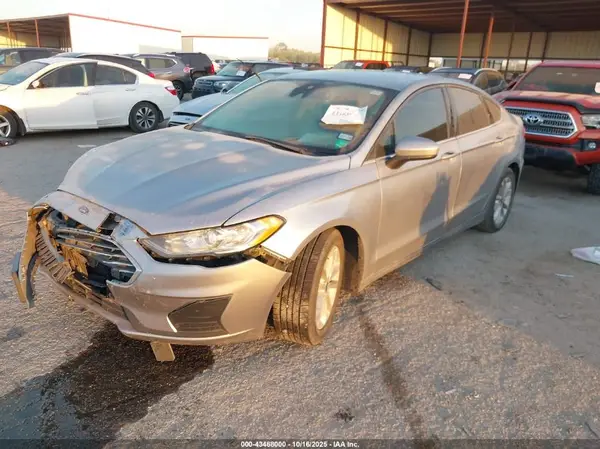 3FA6P0HD7LR255042 2020 FORD FUSION - Image 2