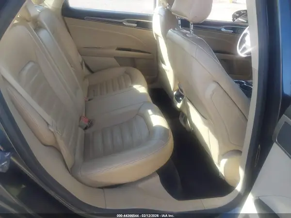 3FA6P0HD8GR127396 2016 FORD FUSION - Image 8
