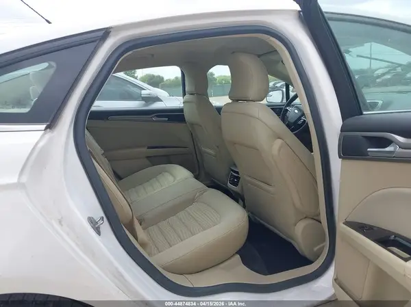 3FA6P0HD8GR132680 2016 FORD FUSION - Image 8