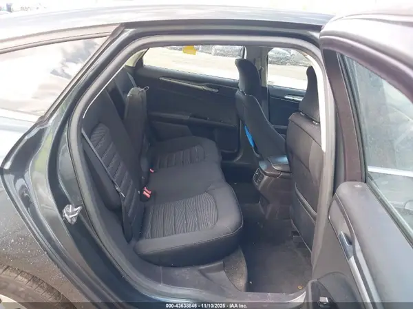 3FA6P0HD8GR201321 2016 FORD FUSION - Image 8