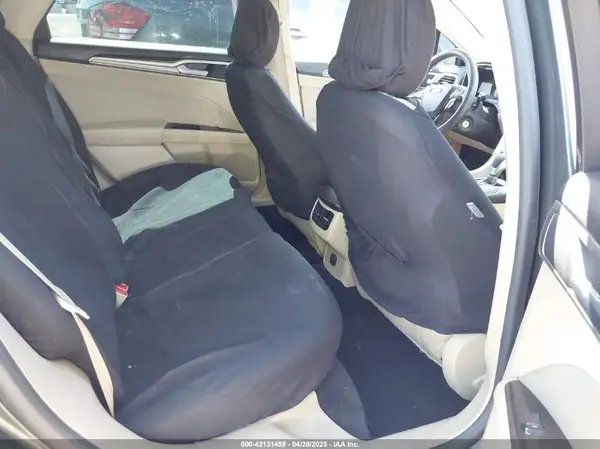 3FA6P0HD8GR216045 2016 FORD FUSION - Image 8