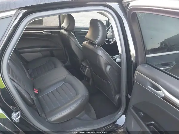 3FA6P0HD8GR222427 2016 FORD FUSION - Image 8