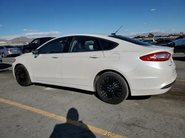 3FA6P0HD8GR225635 2016 FORD FUSION - Image 2