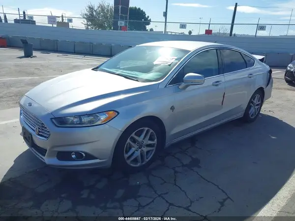 3FA6P0HD8GR260904 2016 FORD FUSION - Image 2