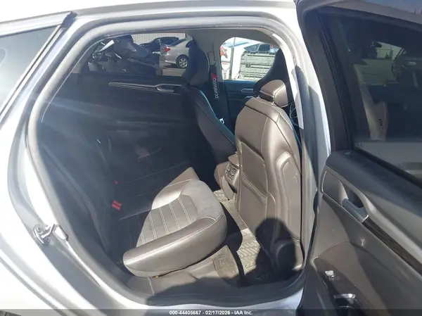 3FA6P0HD8GR260904 2016 FORD FUSION - Image 8
