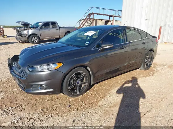 3FA6P0HD8GR301807 2016 FORD FUSION - Image 2