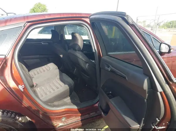 3FA6P0HD8GR313522 2016 FORD FUSION - Image 8