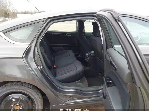 3FA6P0HD8GR337187 2016 FORD FUSION - Image 8