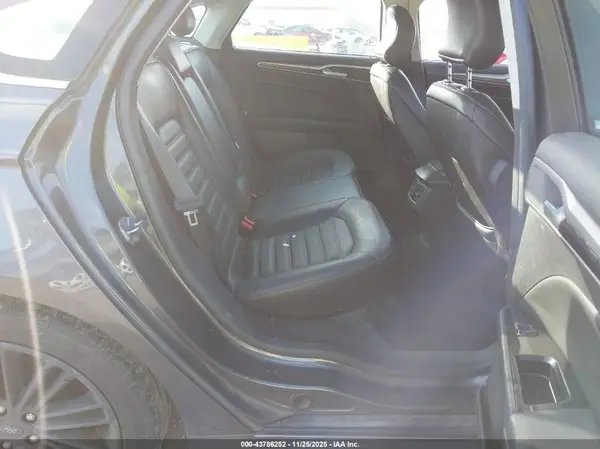 3FA6P0HD8GR366950 2016 FORD FUSION - Image 8