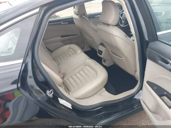 3FA6P0HD8HR114178 2017 FORD FUSION - Image 8