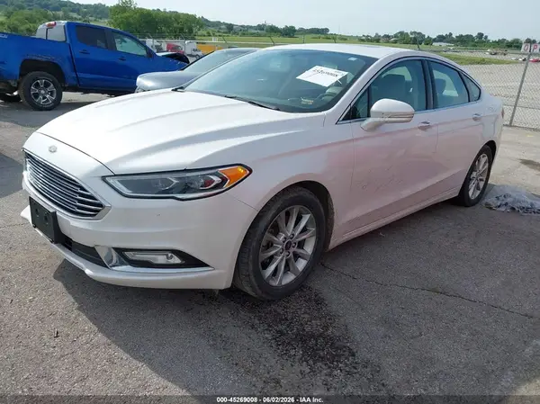 3FA6P0HD8HR115699 2017 FORD FUSION - Image 2