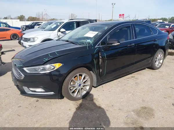 3FA6P0HD8HR126833 2017 FORD FUSION - Image 2