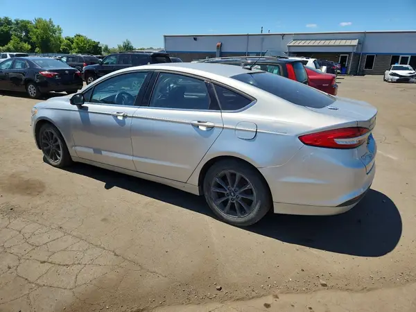 3FA6P0HD8HR128114 2017 FORD FUSION - Image 2