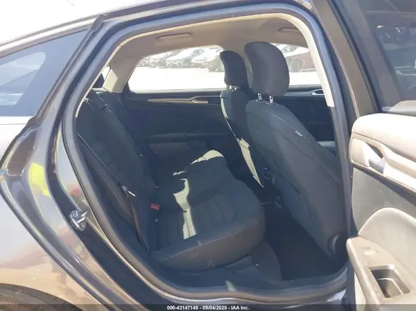 3FA6P0HD8HR128324 2017 FORD FUSION - Image 8