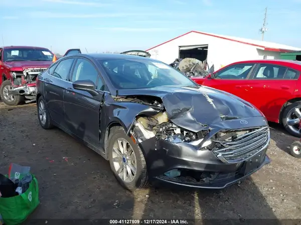 3FA6P0HD8HR128646 2017 FORD FUSION - Image 1