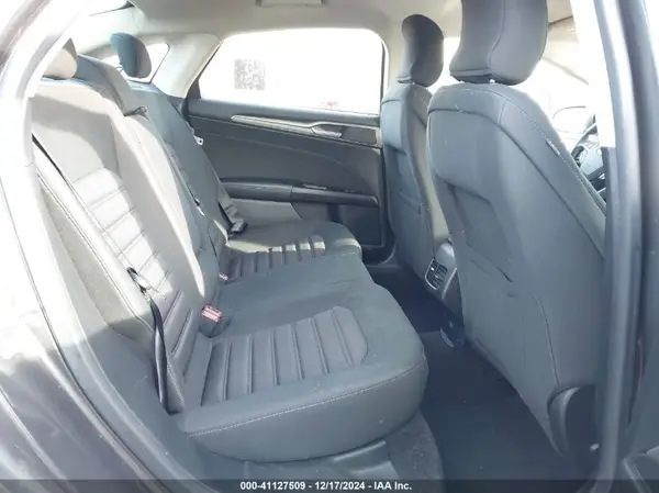 3FA6P0HD8HR128646 2017 FORD FUSION - Image 8