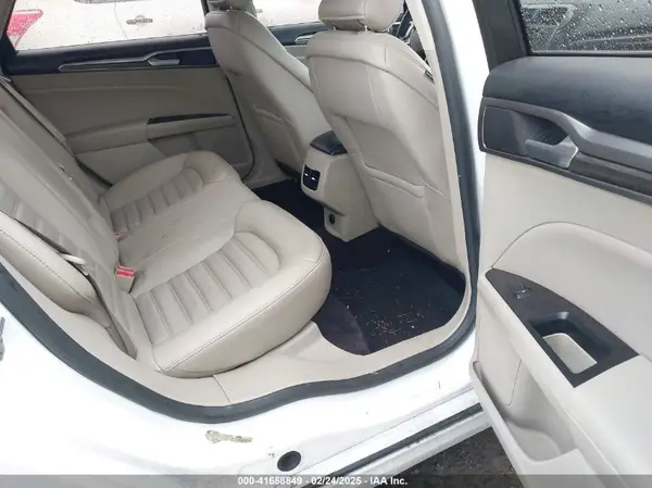 3FA6P0HD8HR131367 2017 FORD FUSION - Image 8
