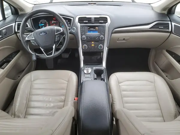 3FA6P0HD8HR131580 2017 FORD FUSION - Image 8