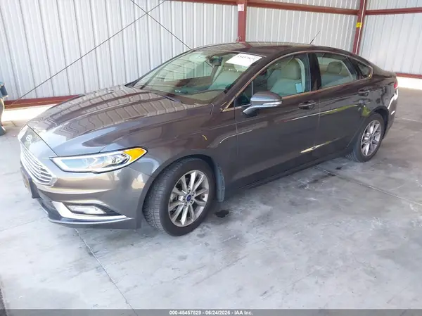 3FA6P0HD8HR132597 2017 FORD FUSION - Image 2