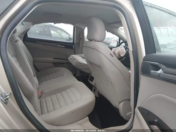 3FA6P0HD8HR140506 2017 FORD FUSION - Image 8