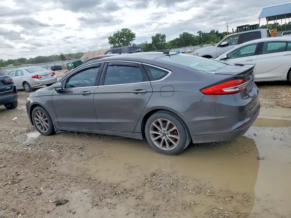 3FA6P0HD8HR143762 2017 FORD FUSION - Image 2