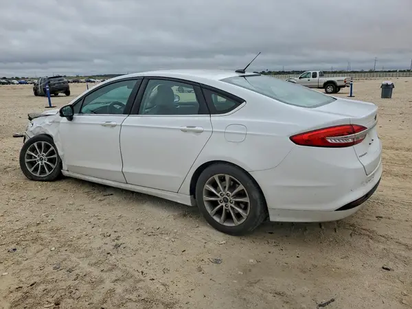 3FA6P0HD8HR145494 2017 FORD FUSION - Image 2
