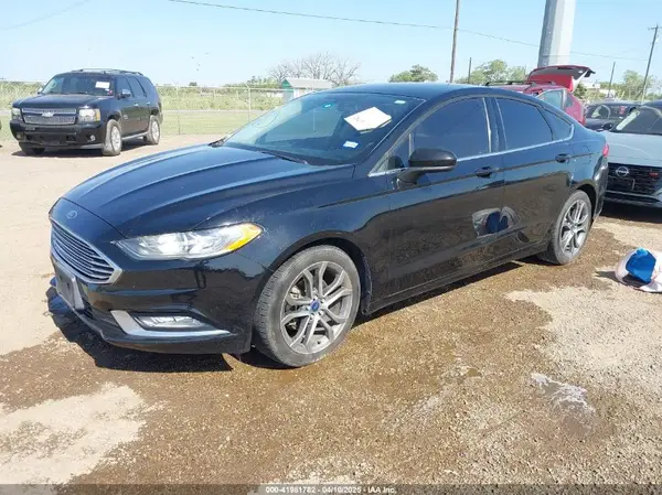 3FA6P0HD8HR157077 2017 FORD FUSION - Image 2