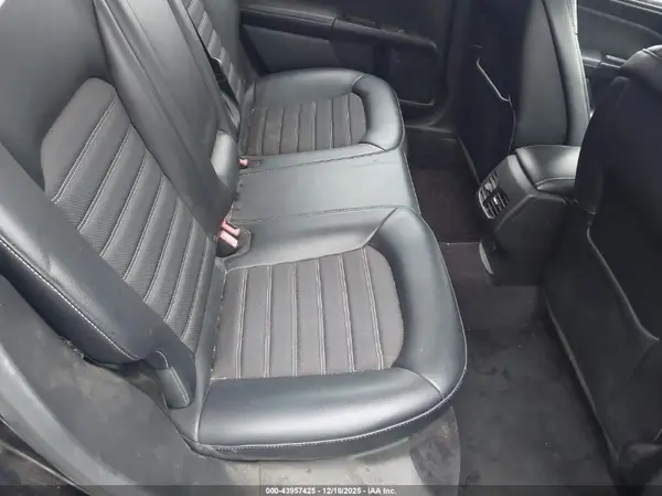 3FA6P0HD8HR158231 2017 FORD FUSION - Image 8