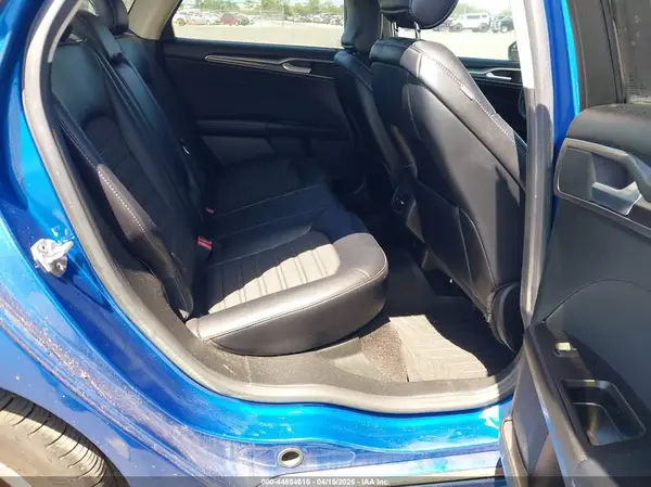 3FA6P0HD8HR204091 2017 FORD FUSION - Image 8