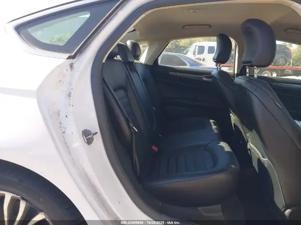3FA6P0HD8HR207265 2017 FORD FUSION - Image 8
