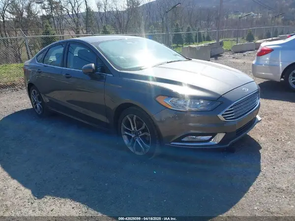 3FA6P0HD8HR211638 2017 FORD FUSION - Image 1