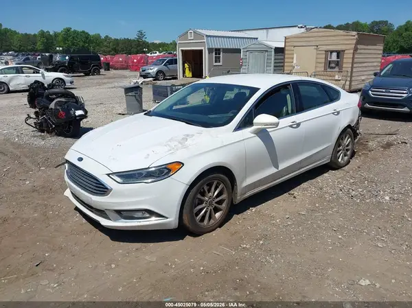 3FA6P0HD8HR218525 2017 FORD FUSION - Image 2