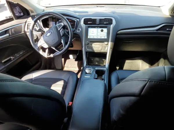 3FA6P0HD8HR227208 2017 FORD FUSION - Image 8