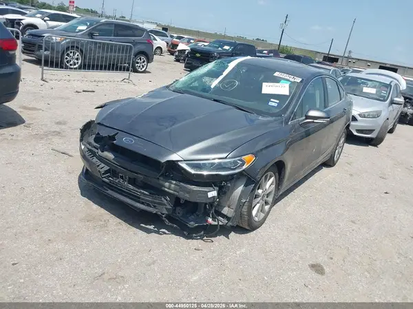 3FA6P0HD8HR228844 2017 FORD FUSION - Image 2