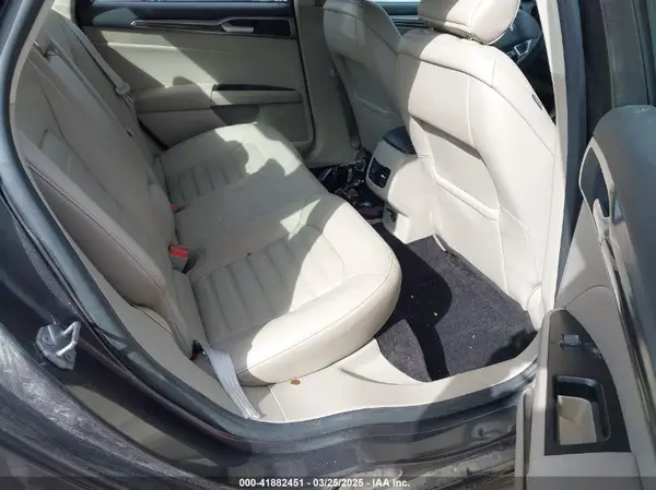 3FA6P0HD8HR245319 2017 FORD FUSION - Image 8