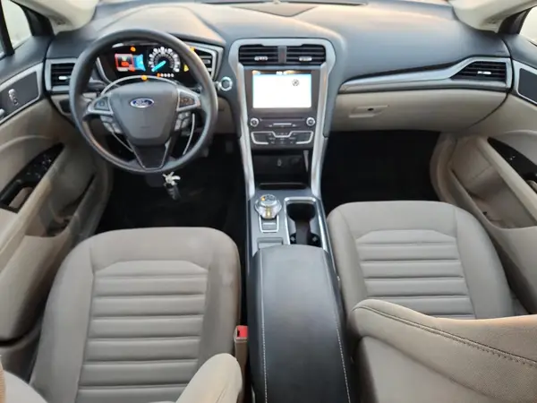3FA6P0HD8HR247085 2017 FORD FUSION - Image 8
