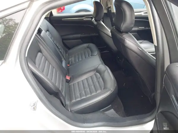 3FA6P0HD8HR251427 2017 FORD FUSION - Image 8