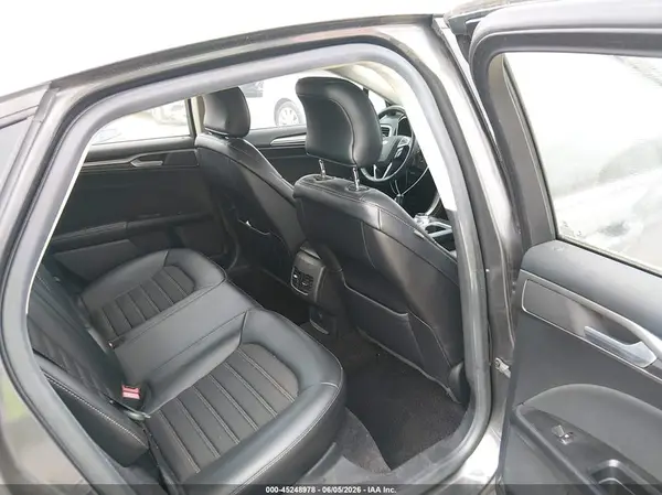 3FA6P0HD8HR263917 2017 FORD FUSION - Image 8