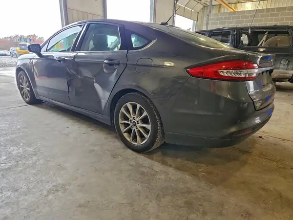 3FA6P0HD8HR274450 2017 FORD FUSION - Image 2