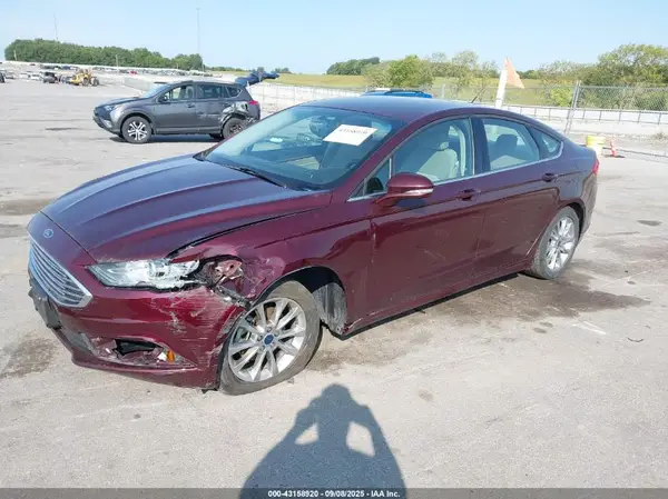 3FA6P0HD8HR275081 2017 FORD FUSION - Image 2
