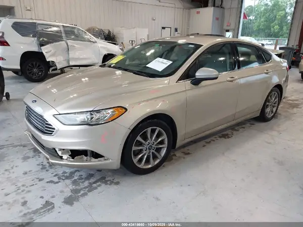 3FA6P0HD8HR290129 2017 FORD FUSION - Image 2