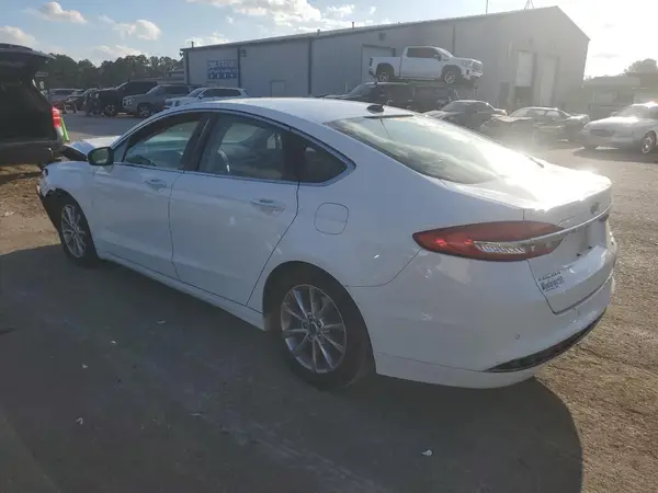 3FA6P0HD8HR305423 2017 FORD FUSION - Image 2