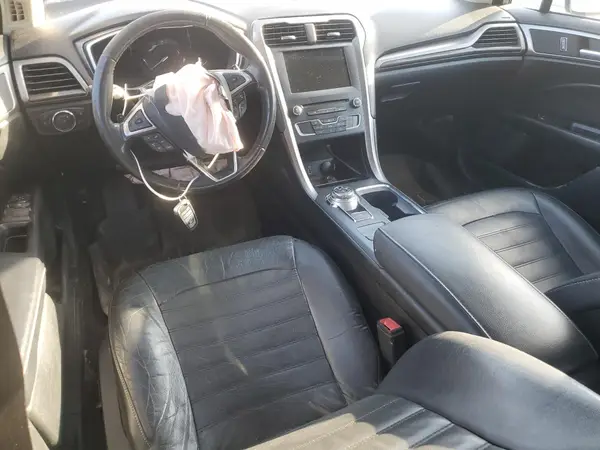 3FA6P0HD8HR305423 2017 FORD FUSION - Image 8