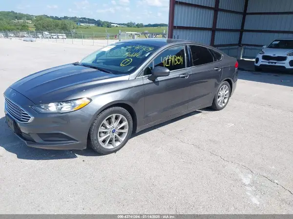 3FA6P0HD8HR312307 2017 FORD FUSION - Image 2
