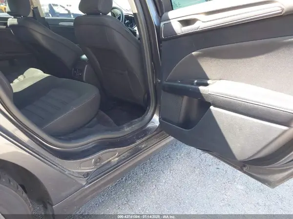 3FA6P0HD8HR312307 2017 FORD FUSION - Image 8
