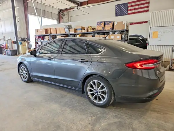 3FA6P0HD8HR312503 2017 FORD FUSION - Image 2
