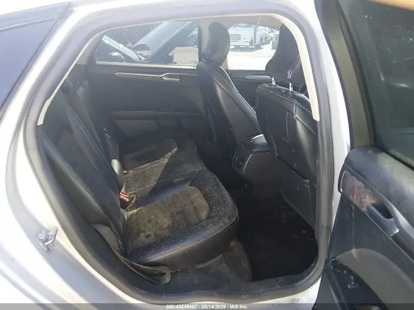 3FA6P0HD8HR320617 2017 FORD FUSION - Image 8